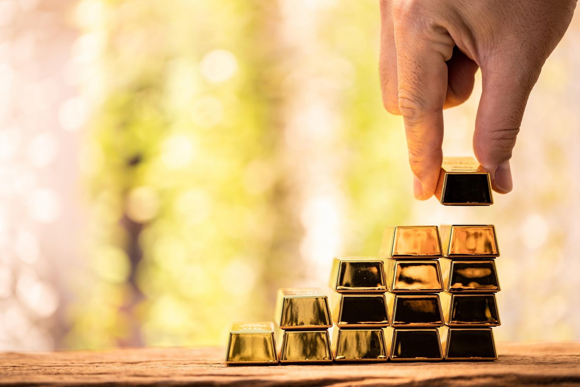 Investovať či neinvestovať do zlata? To je otázka