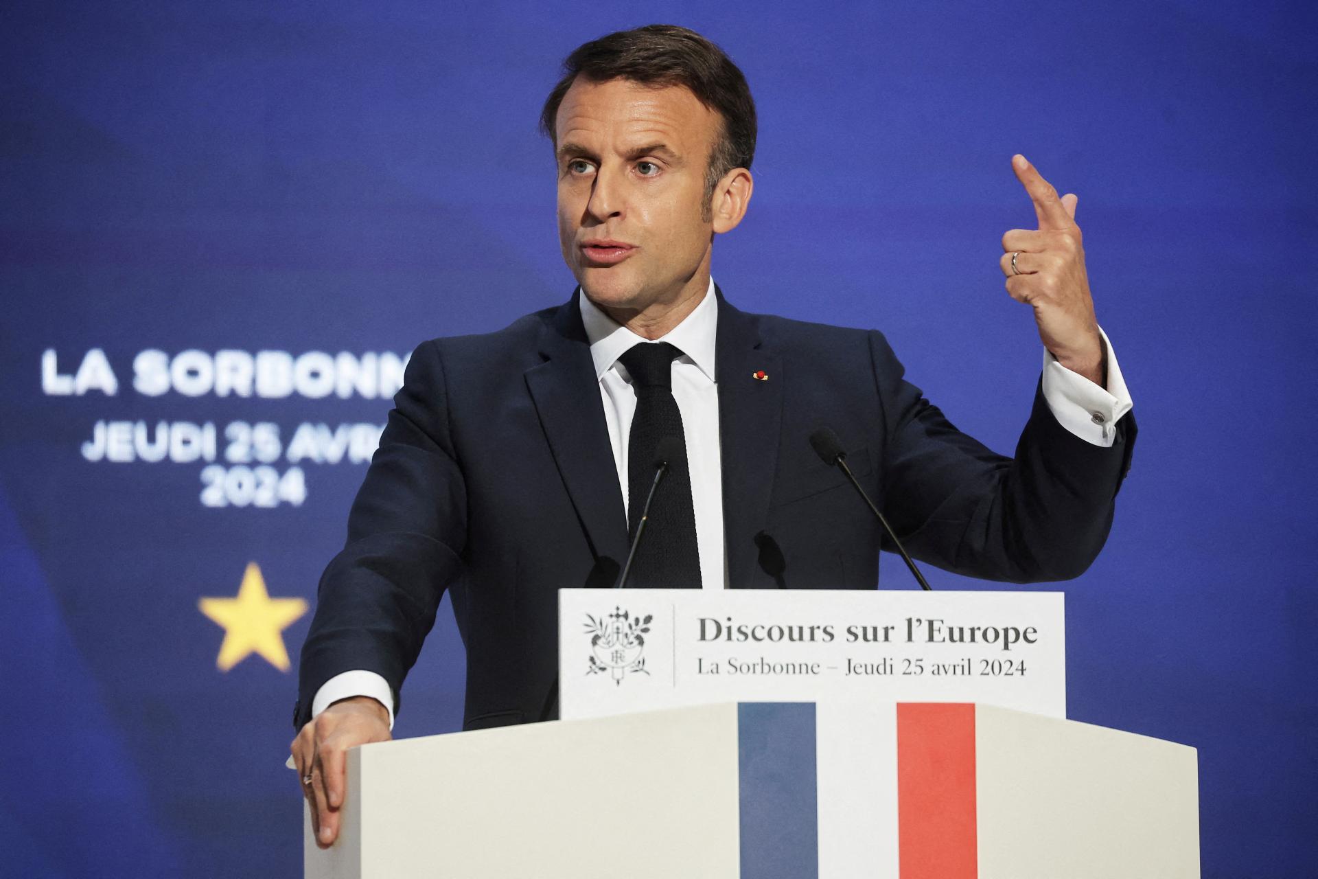 Macron vo štvrtok vyzval Európanov, aby boli ambicióznejší a uskutočnili reformy