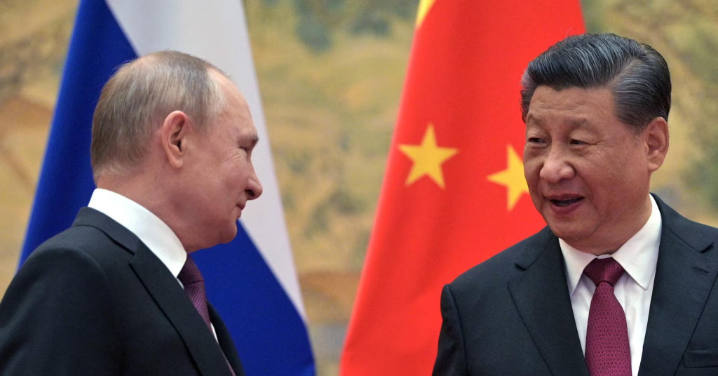 Ruský prezident Vladimir Putin a čínsky prezident Si Ťin-pching. FOTO: Reuters