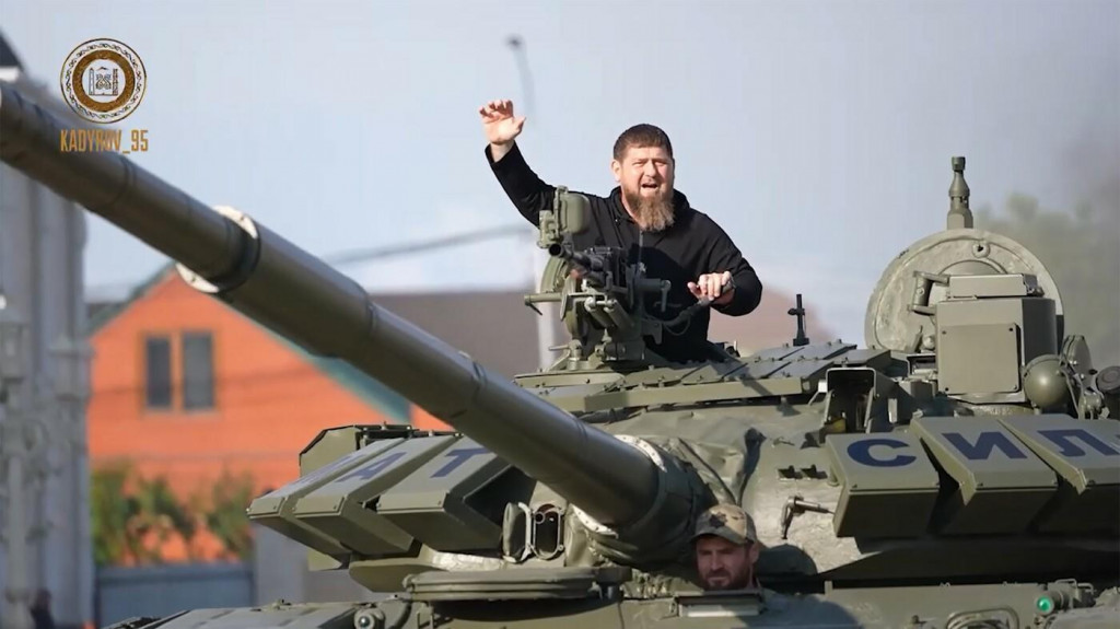Ramzan Kadyrov na tanku. FOTO: Profimedia