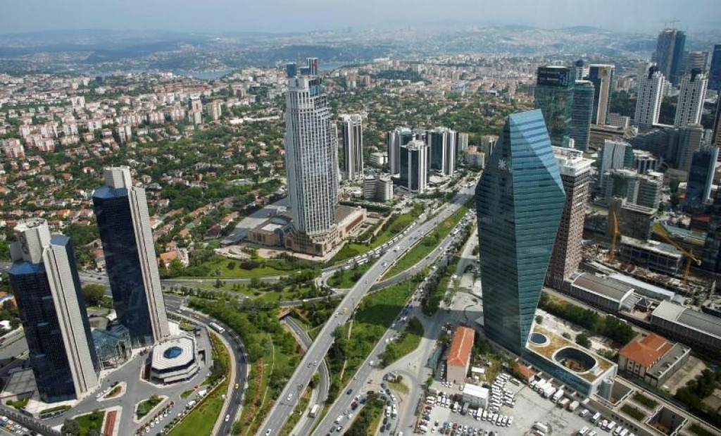 Obchodná a finančná štvrť Levent v Istanbule. FOTO: Reuters