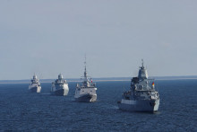 Lode námorníctva sa plavia počas cvičenia Severné pobrežie 2023 v Baltskom mori. FOTO: Reuters