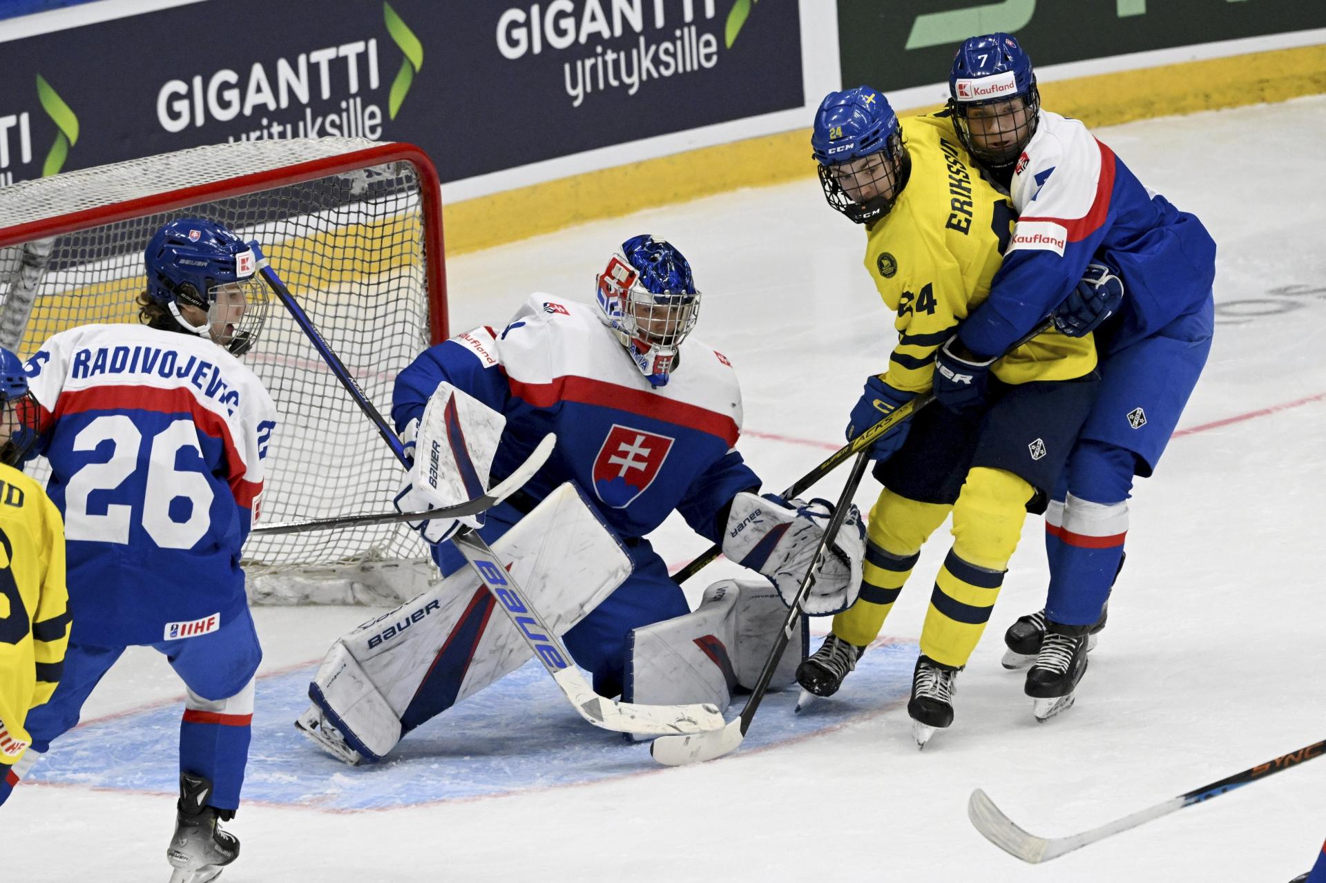 Slovenský obranca Radivojevič sa dostal do All Star tímu Majstrovstiev sveta v hokeji