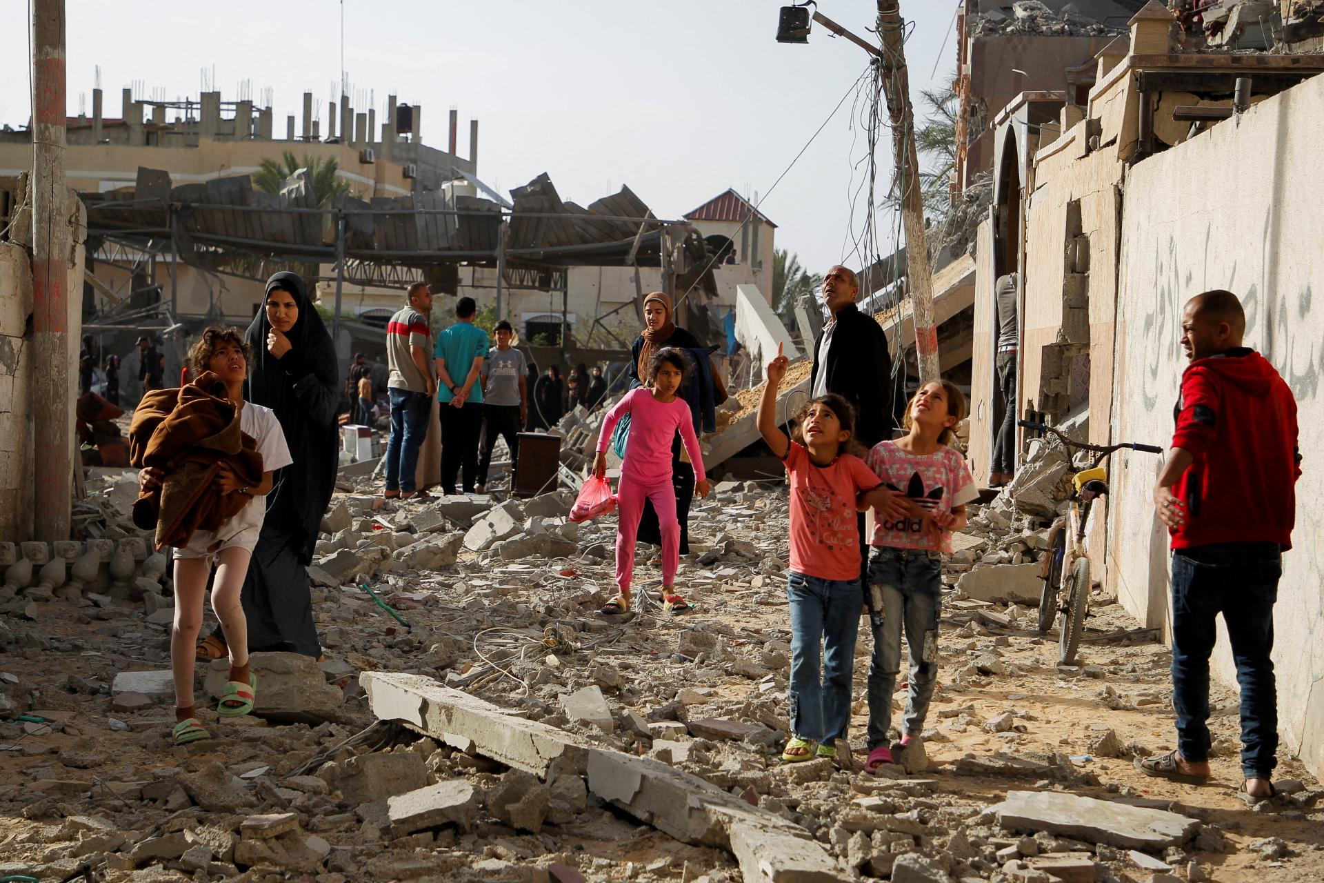 Po izraelskom útoku v Rafahu hlásia najmenej 16 obetí 