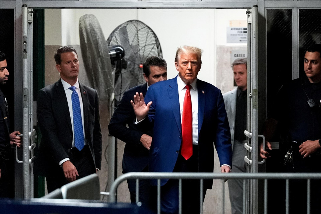 Bývalý americký prezident Donald Trump na trestnom súde na Manhattane. FOTO: Reuters