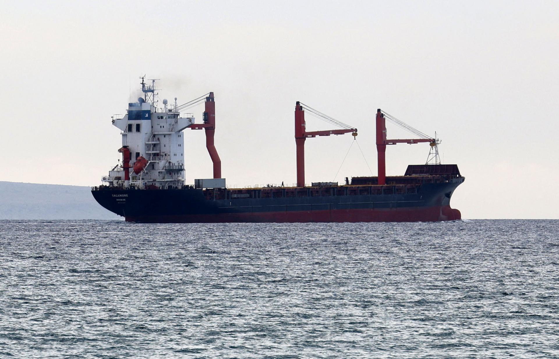 Z Cypru vyplávala loď s pomocou do Pásma Gazy, využije americké mólo