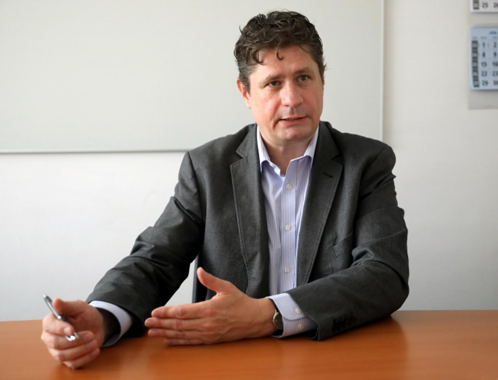 Daniel Bytčánek, riaditeľ Agentúry pre riadenie dlhu a likvidity naznačil možné riešenia pri dlhopisoch pre ľudí. FOTO: HN/Pavol Funtal