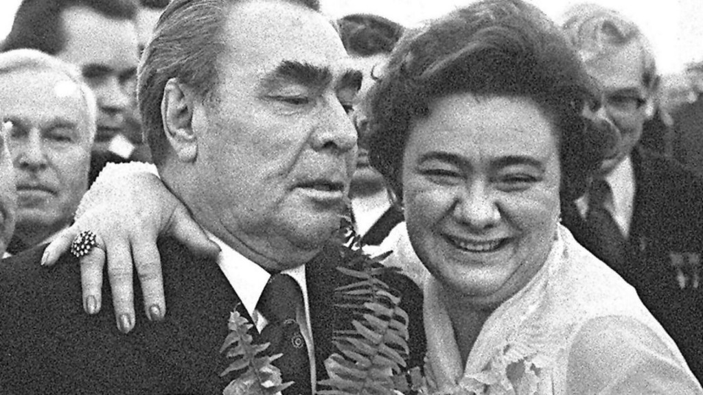 Brežnev a jeho dcéra Galina. FOTO: TASR