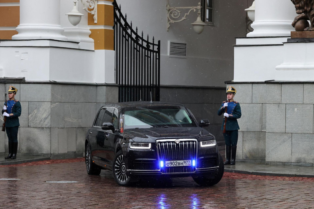 Aurus Senat v prezidentskej verzii na inaugur&aacute;cii Vladimira Putina.
