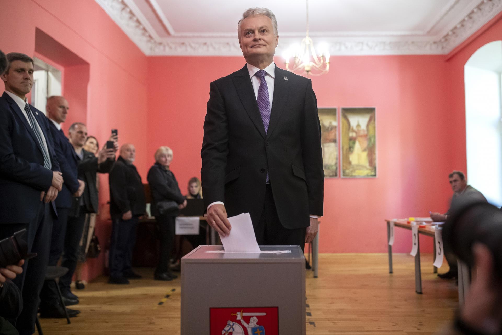 V Litve volia prezidenta, do druhého kola postupujú Nauséda a Šimonytéová
