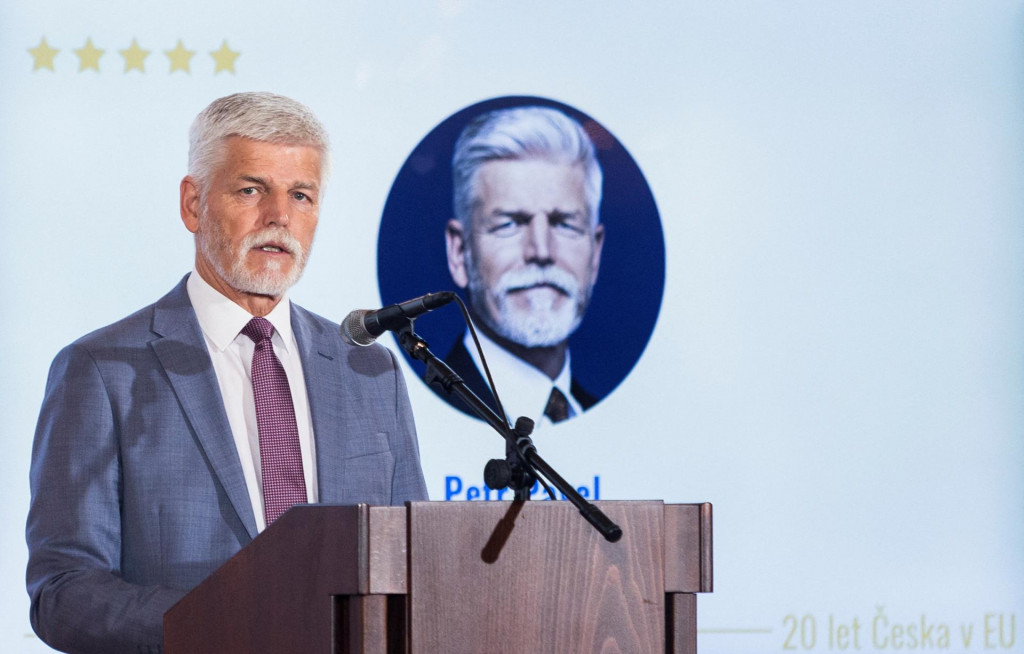 Česk&yacute; prezident Petr Pavel sa v niektor&yacute;ch bodoch nečakane pribl&iacute;žil r&eacute;torike slovensk&eacute;ho premi&eacute;ra Roberta Fica o Ukrajine. FOTO: REUTERS
