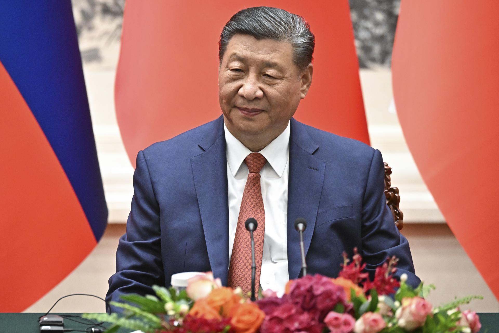 Čína nemôže zlepšovať vzťahy so Západom a zároveň podporovať Rusko, tvrdia USA