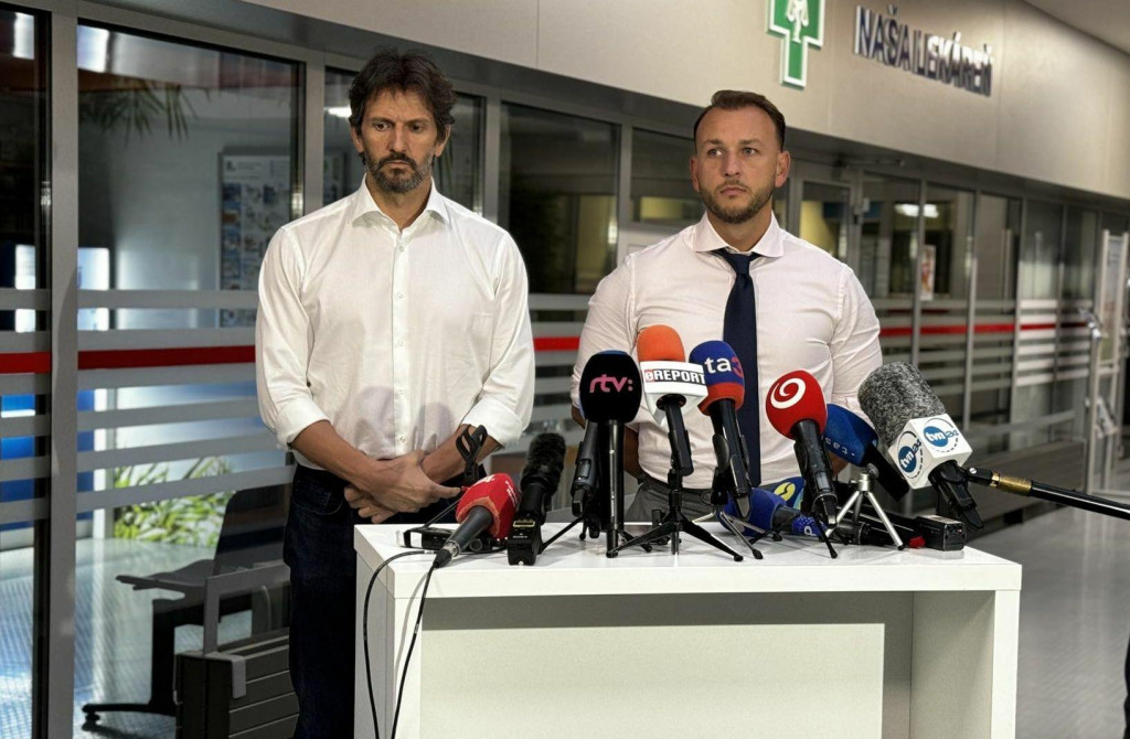 Robert Kaliň&aacute;k a Mat&uacute;&scaron; &Scaron;utaj E&scaron;tok. FOTO: HN