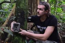 Ekoaktivista Tomáš Šmátrala zachraňuje na Kostarike ohrozené druhy.