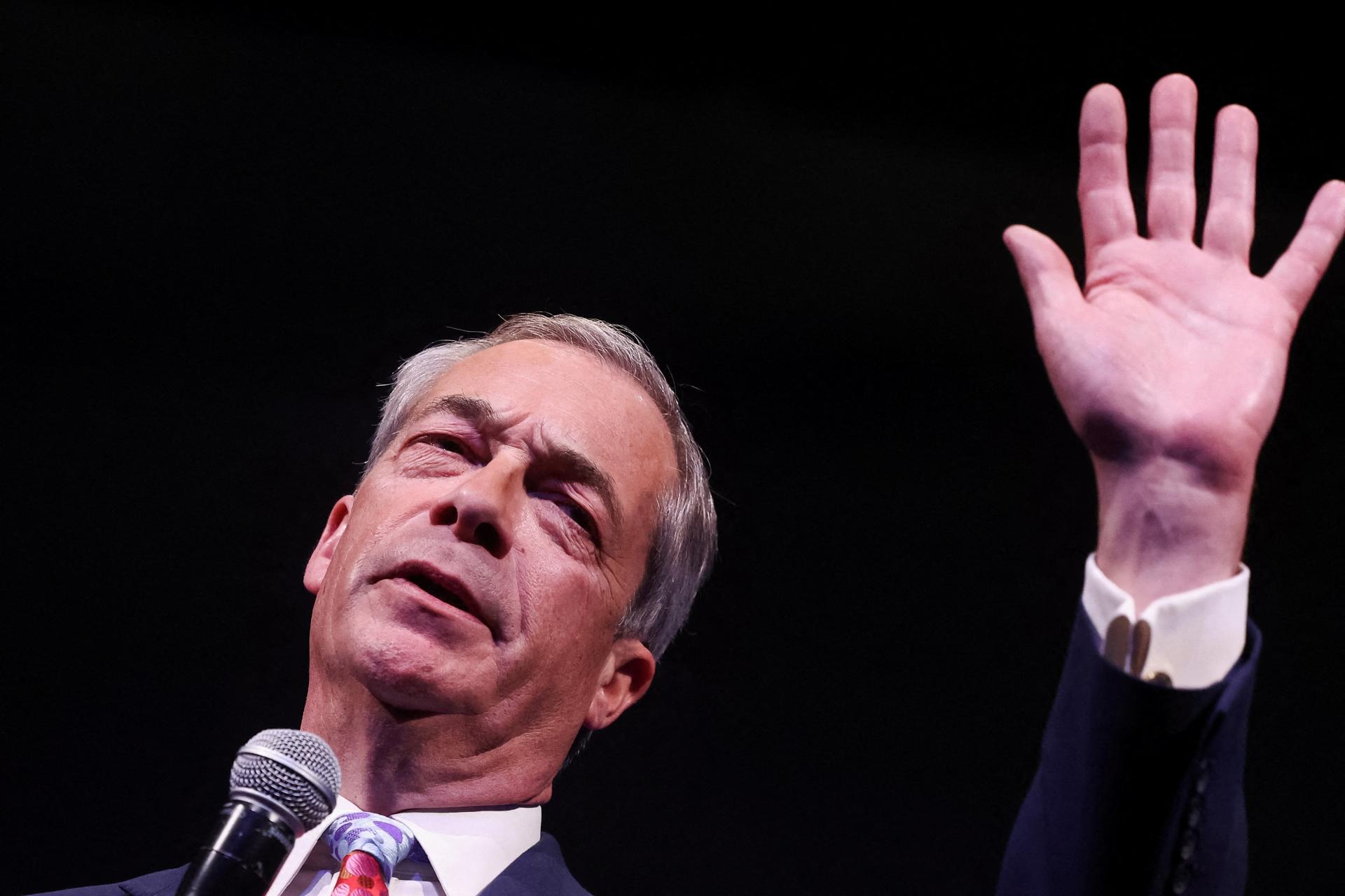Nigel Farage nebude kandidovať v predčasných voľbách do britského parlamentu
