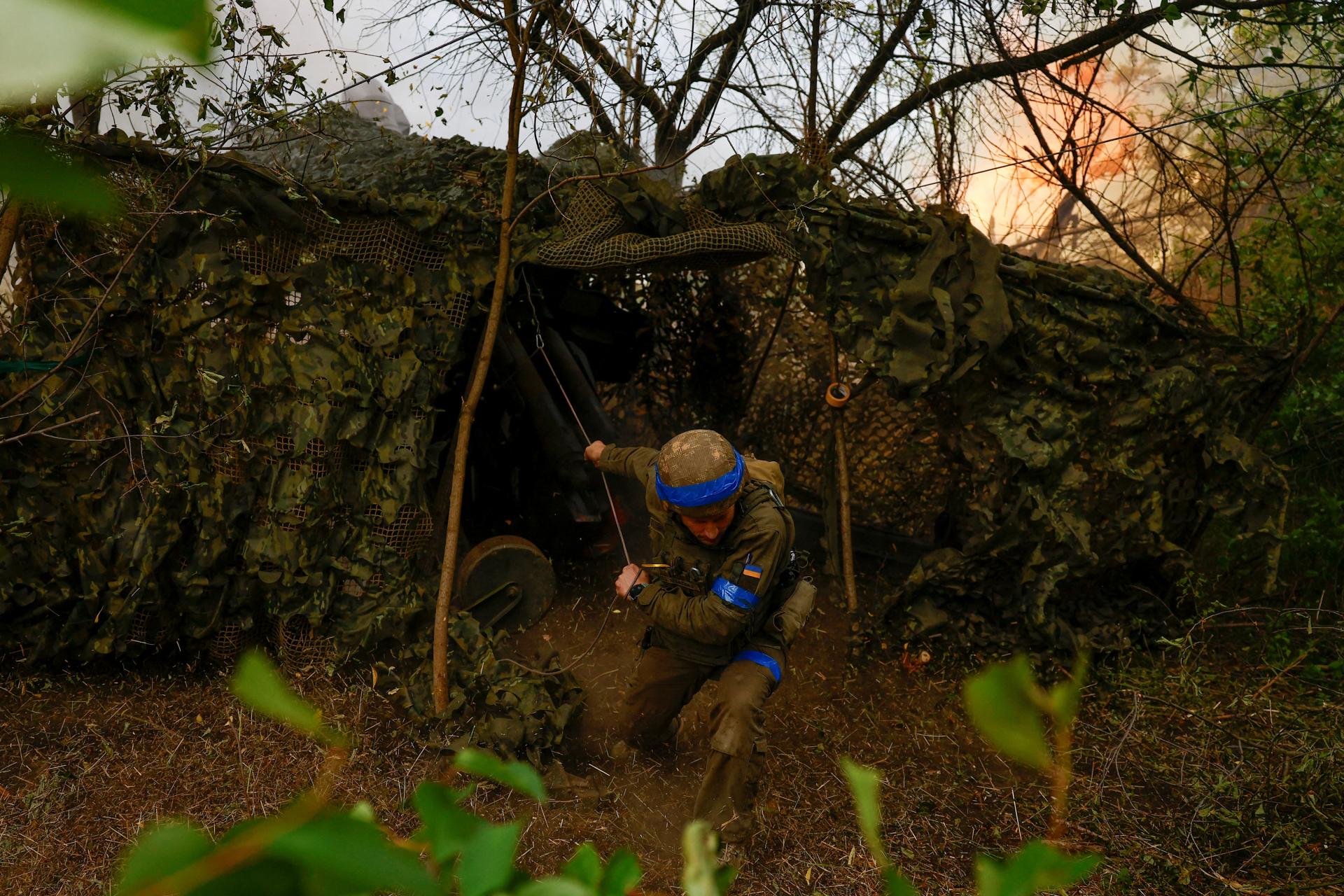 Ukrajinci prešli v Charkovskej oblasti do protiútoku. Rusi utrpeli veľmi vysoké straty, hlási Syrskyj