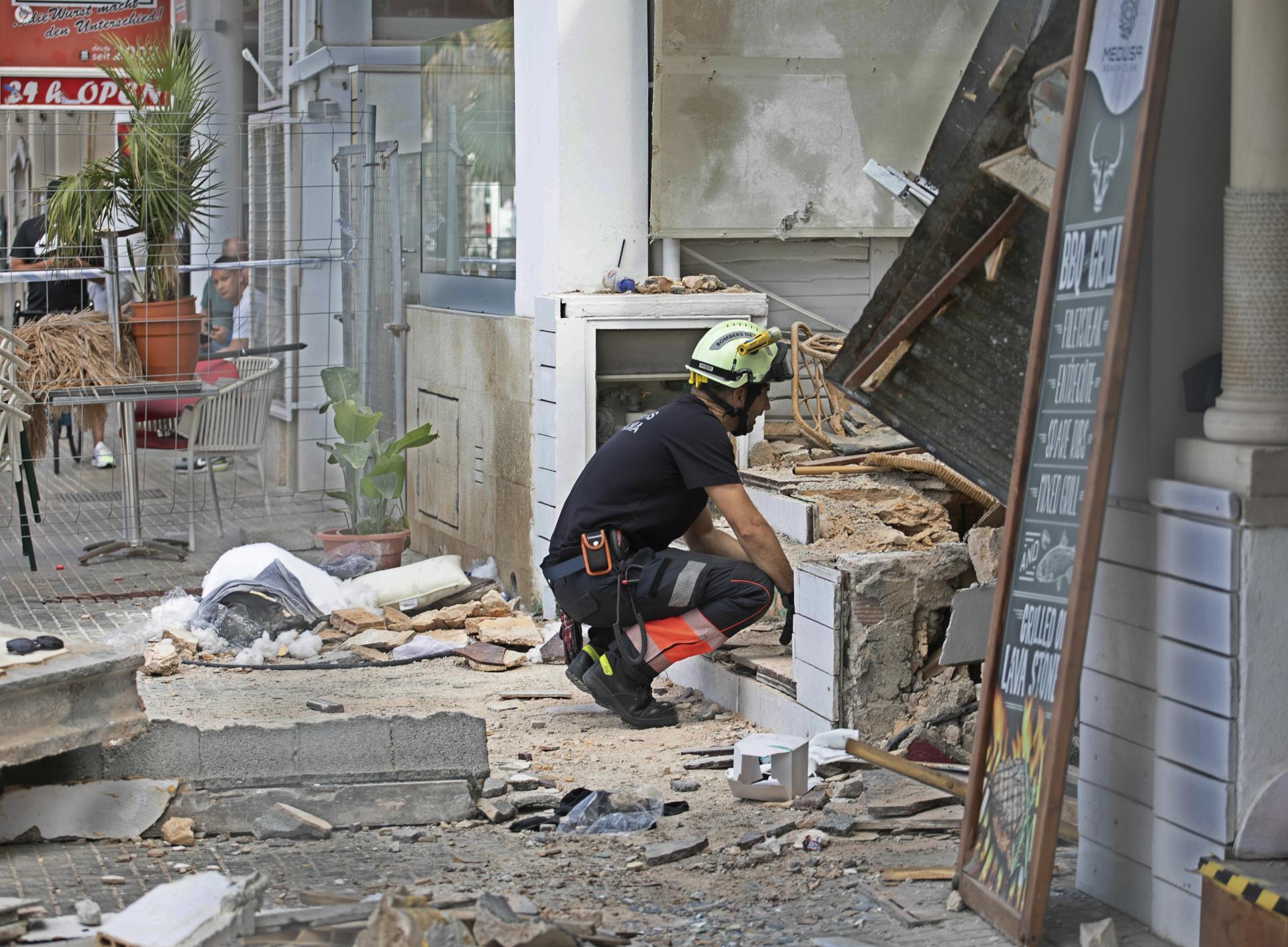 Španielske úrady určili totožnosť štyroch obetí kolapsu reštaurácie na Malorke. V nemocnici zostáva 16 ľudí