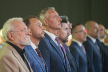 Bývalý prezident Ivan Gašparovič, minister vnútra Matúš Šutaj Eštok, minister investícií, regionálneho rozvoja a informatizácie Richard Raši a minister pôdohospodárstva Richard Takáč počas 36. Snemu Združenia miest a obcí Slovenska. FOTO: TASR/Martin Baumann