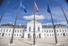 Prezidentka úraduje v Grasalkovičovom paláci. FOTO: TASR/M. Baumann