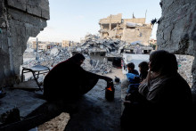 Palestínčania v Pásme Gazy. FOTO: Reuters