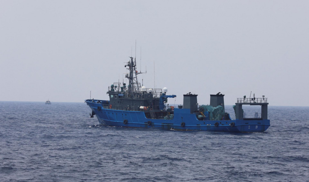 Čínsky vojenský trajekt. Nedostatok armádnych plavidiel chce Si Ťin-pching kompenzovať civilnými. FOTO: Reuters