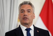 Rakúsky kancelár Karl Nehammer. FOTO: Reuters