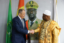 Ruský minister zahraničných vecí Sergej Lavrov a jeho guinejský náprotivok Morissanda Kouyaté. FOTO: Reuters/Ruské ministerstvo zahraničia