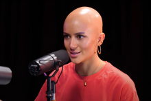Barbora Kropáčková je presvedčená, že o vlasy prišla kvôli silikónovým implantátom.