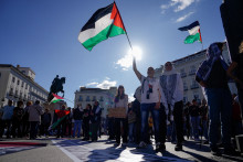 Protest solidarity s Palestínčanmi v Gaze v Madride. FOTO: Reuters