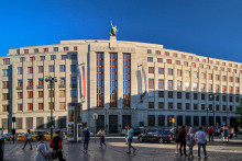 V Česku sa čoraz viac emitentov dlhopisov dostáva do insolvencie. Na snímke budova Českej národnej banky. ILUSTRAČNÉ FOTO: Wikimedia