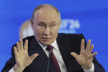 Podľa odborníka Západ ešte stále úplne nedocenil hĺbku Putinovej paranoje. FOTO: TASR/AP