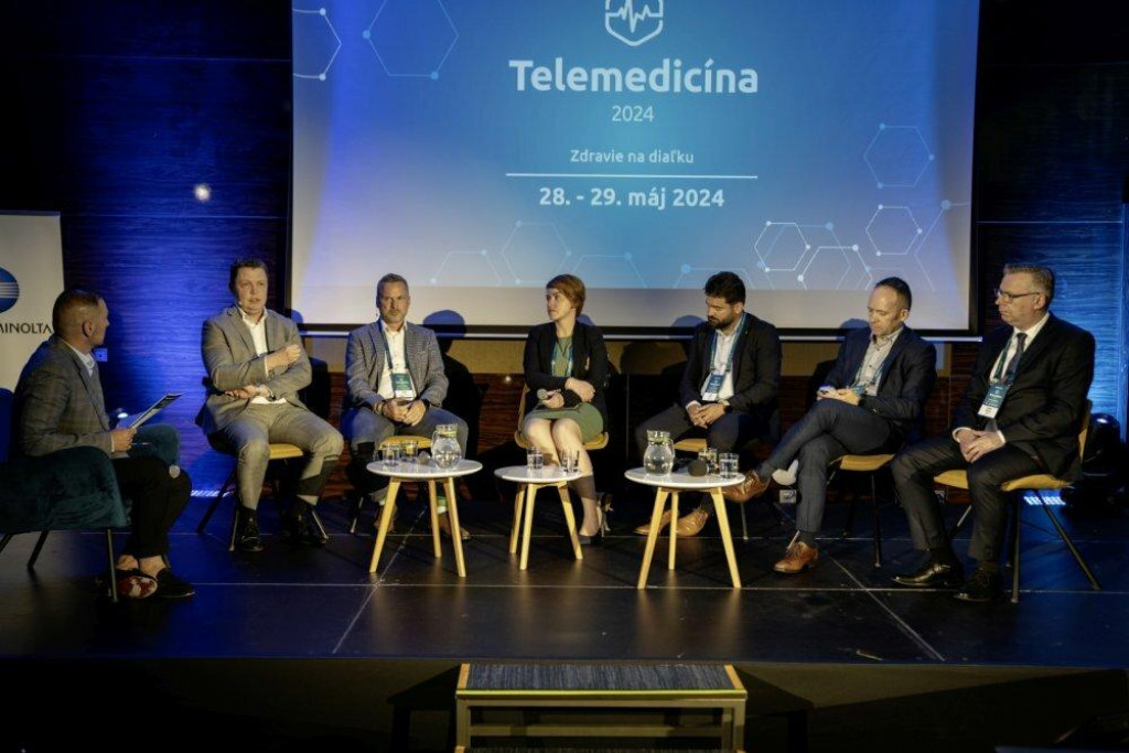 Účastníci konferencie Telemedicína 2024 v Trnave.