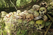 Cintorín v dedine Trunyan je jedným z najtajuplnejších miest na Bali.