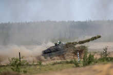 Bojový tank nemeckej armády Leopard. FOTO: TASR/AP