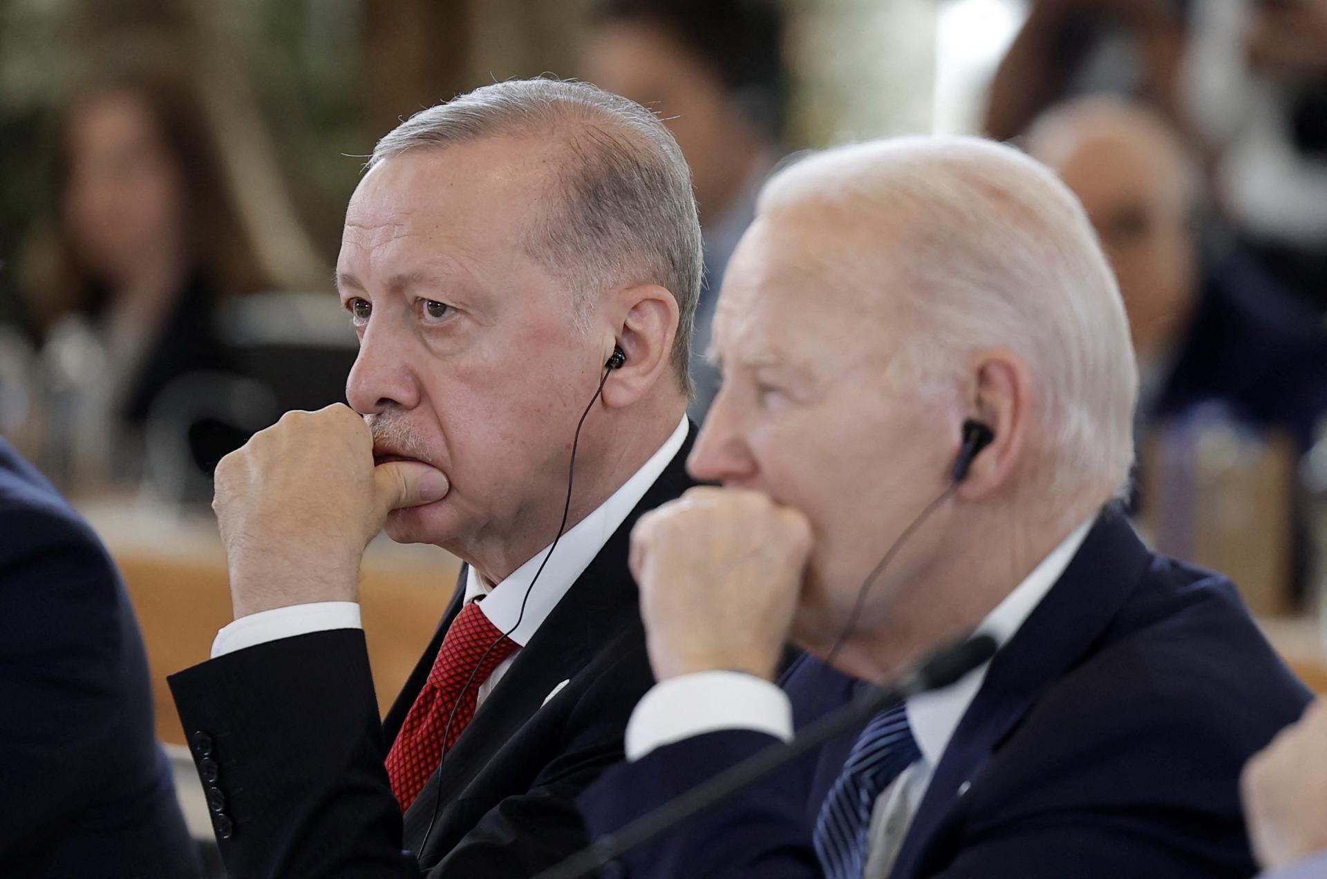 Biden je vystavený skúške úprimnosti v otázke riešenia vojny v Gaze, vyhlásil Erdogan