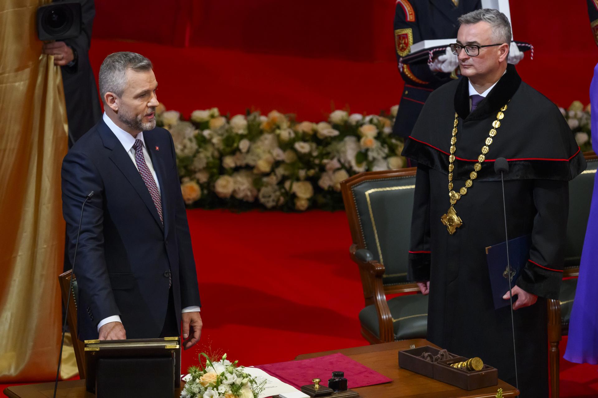 Inaugurácia Petra Pellegriniho: Nový prezident zložil sľub a oficiálne sa ujal funkcie (sledujeme online)