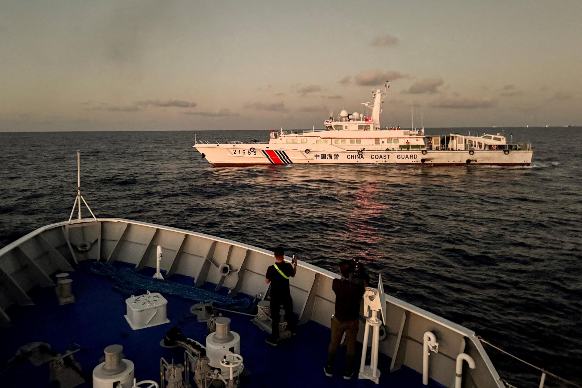 Čínska a filipínska loď sa zrazili v spornej časti Juhočínskeho mora
