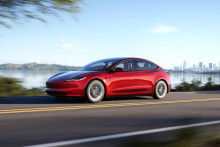 Tesla Model 3 je aktuálne najlacnejším autom značky, možno však nie nadlho.