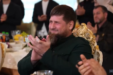 Kadyrov, vodca, diktátor a muž so záľunou v mladých dievčatách.