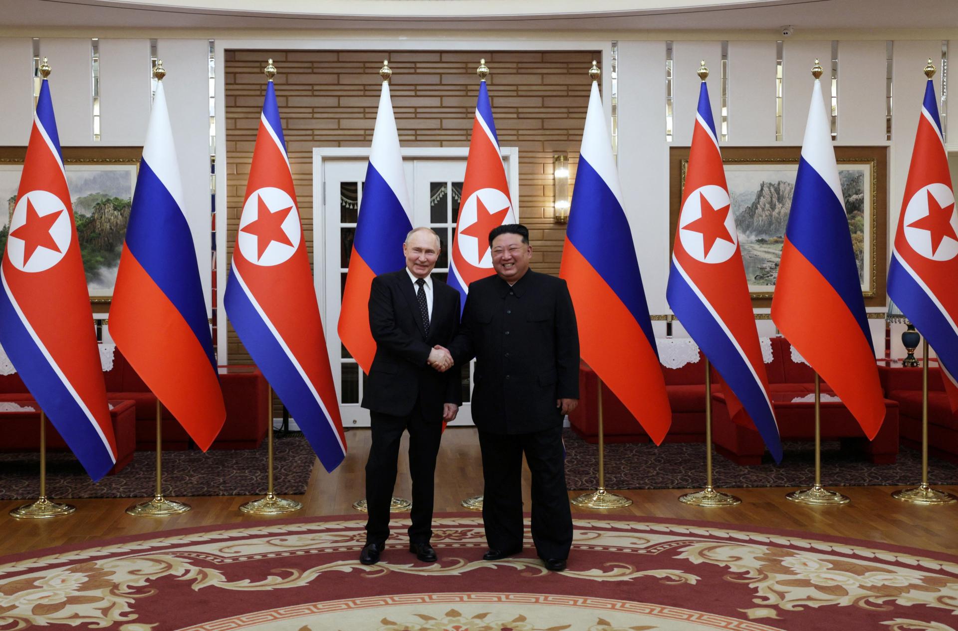Front proti Washingtonu sa upevňuje. Rusko a Severná Kórea podpísali zmluvu o strategickom partnerstve