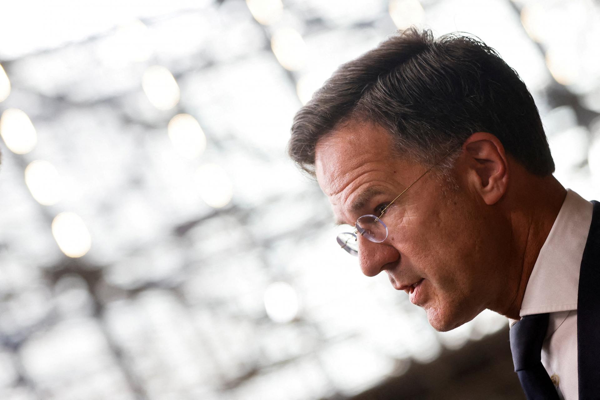 Novým šéfom NATO bude Mark Rutte, rumunský prezident sťahuje svoju kandidatúru
