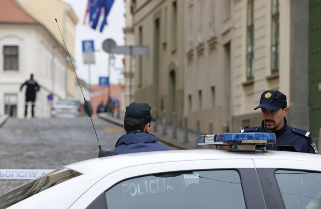 Chorvátski policajti. FOTO: TASR/AP