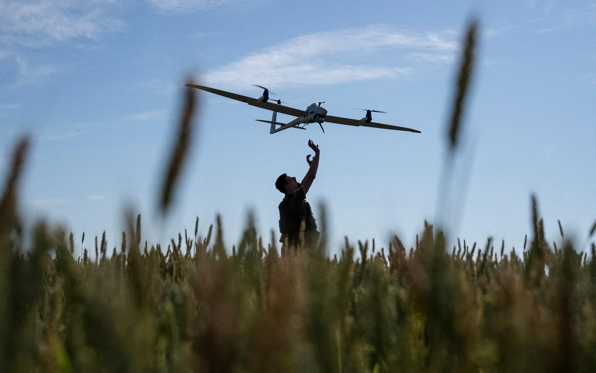 Rusko hlási masívny útok dronov z Ukrajiny, cieľom bola aj rafinéria pri Krasnodare
