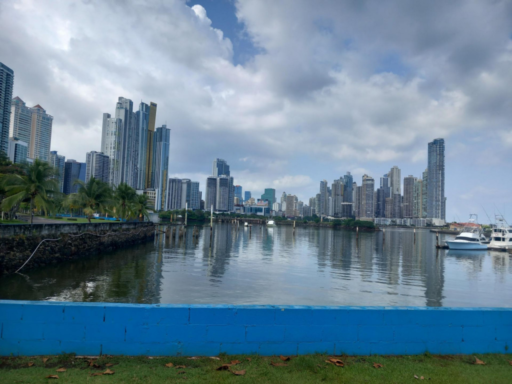 Výkladnou skriňou Panama City sú štvrte Punta Paitilla a Punta Pacifica plné mrakodrapov, kasín a hotelových rezortov. FOTO: HN/Pavel Novotný