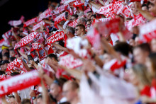 Poľskí fanúšikovia. FOTO: REUTERS