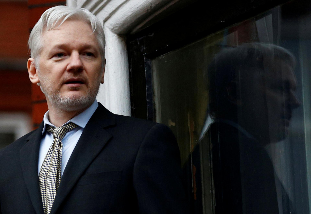 Zakladateľ WikiLeaks Julian Assange. FOTO: Reuters