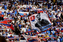 Slovenskí fanúšikovia. FOTO: Reuters