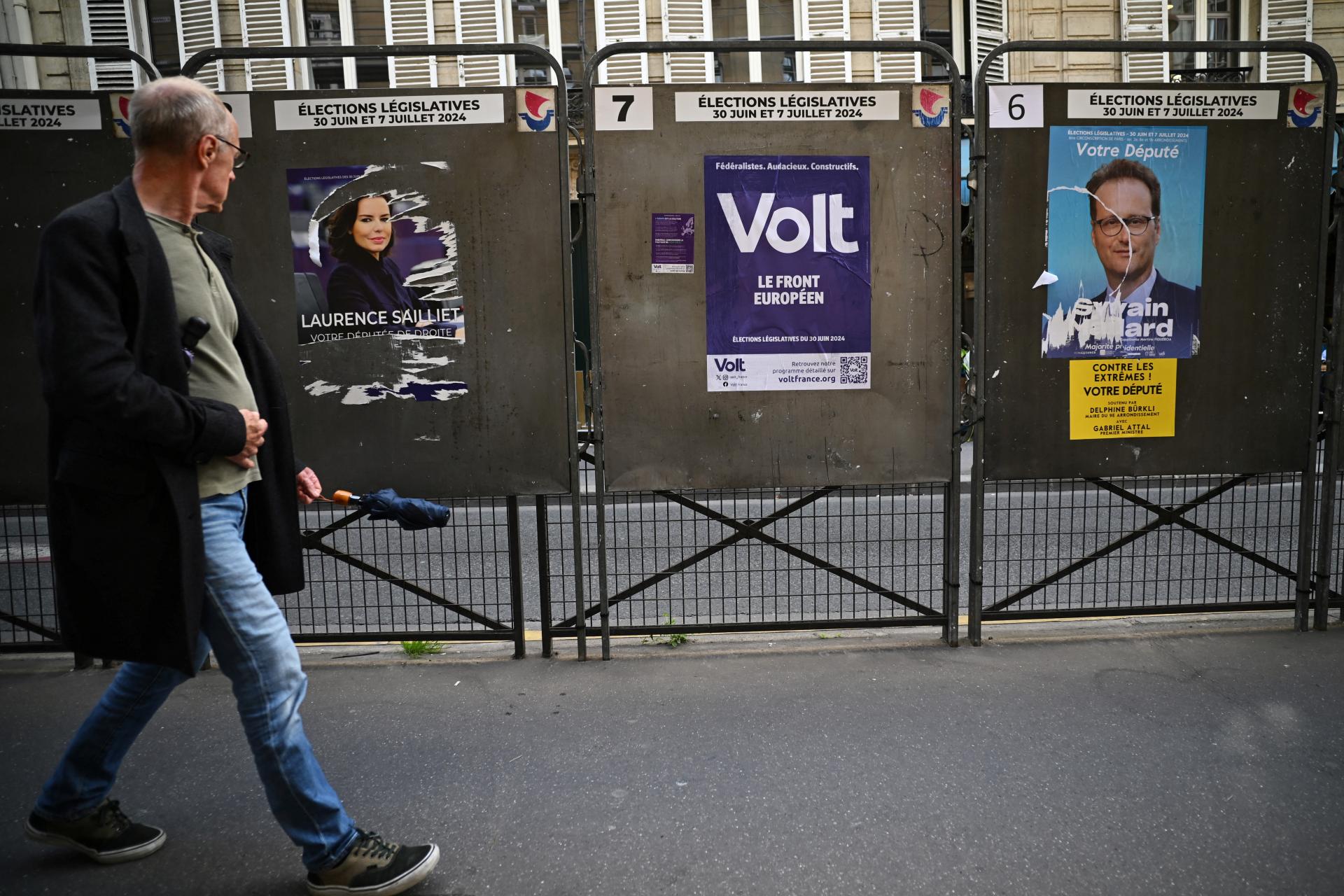 Možnosť hlasovať vo voľbách online využil v cudzine rekordný počet Francúzov