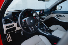 BMW chce priniesť zákazníkom v elektrických modeloch M zážitok z jazdy podobne, ako je tomu u spaľovacích verzií. Vyvíja preto falošnú prevodovku.