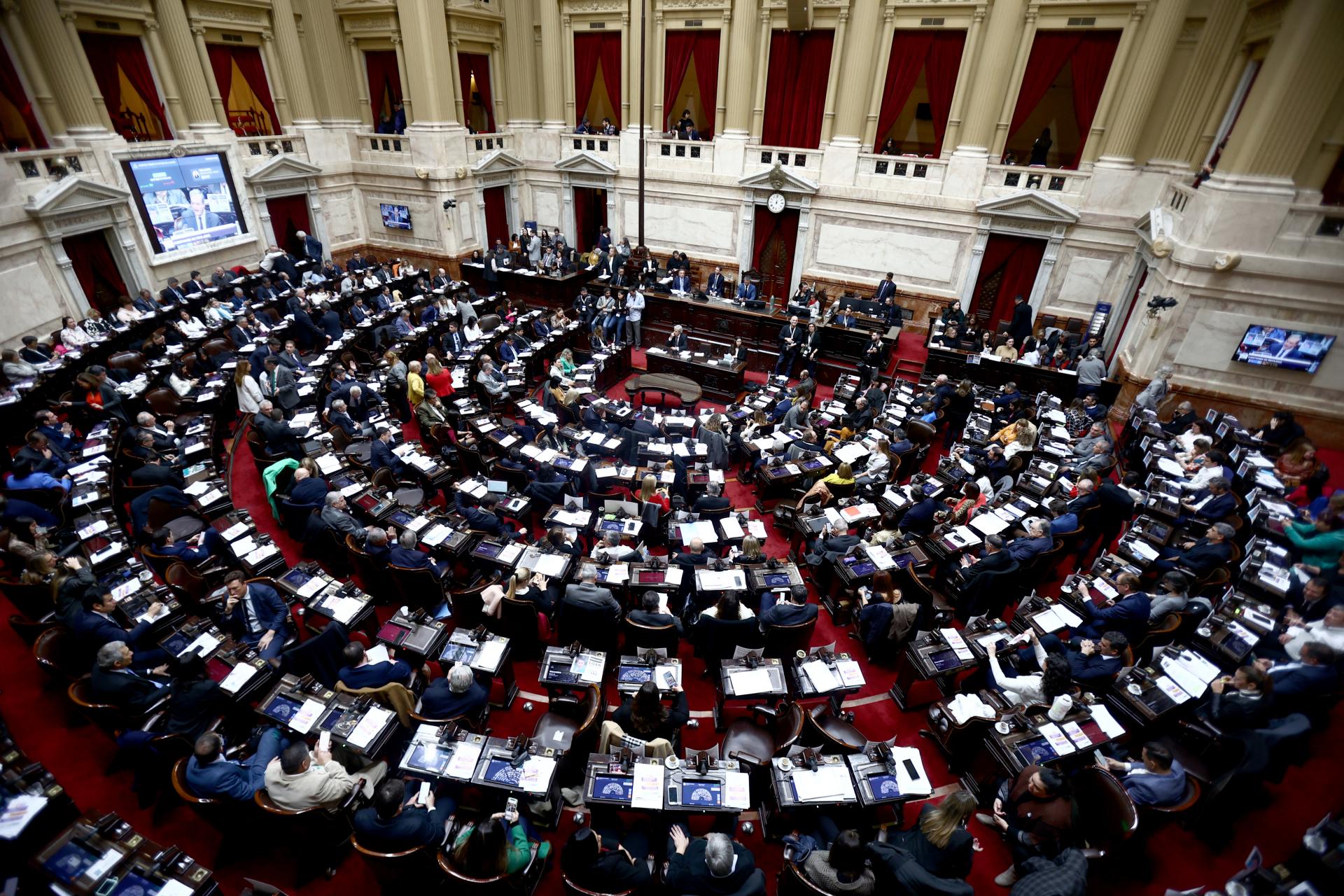 Argentínsky parlament schválil hospodárske reformy prezidenta Mileia